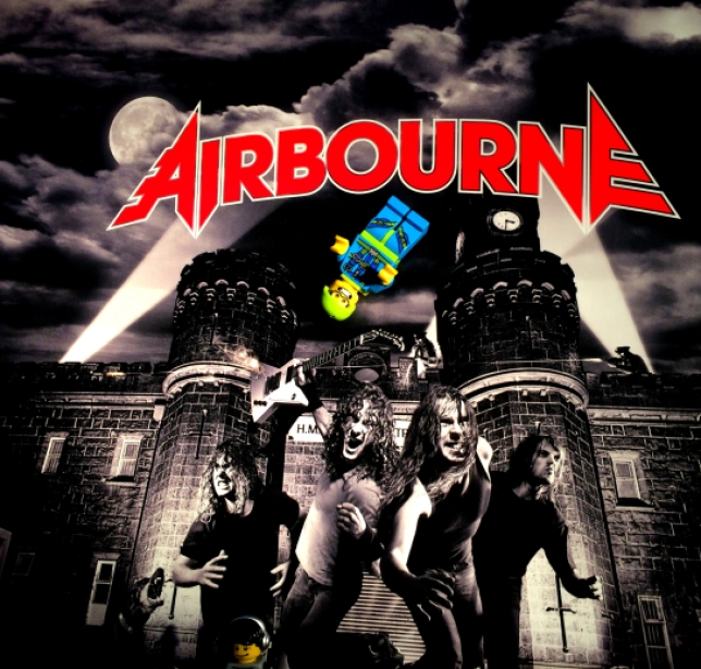 Airbourne Runnin Wild 01